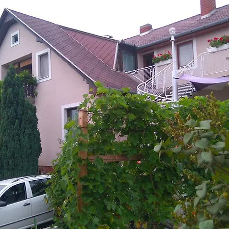 Apartamento Bertalan *